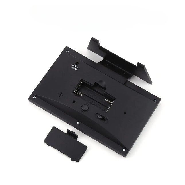 Digital väckarklocka med kalender och termometer