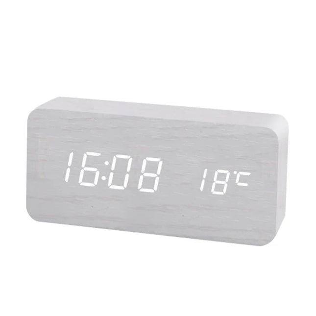 Träväckarklocka med vita LED-siffror