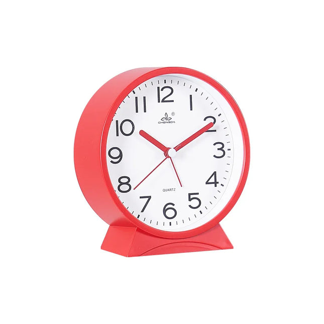 Klassisk rund analog väckarklocka för sovrum