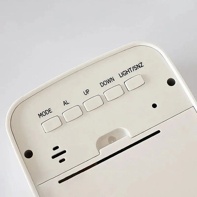 Digital väckarklocka med mjuk nattbelysning