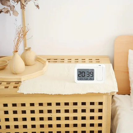 Digital väckarklocka med projektor tonåring