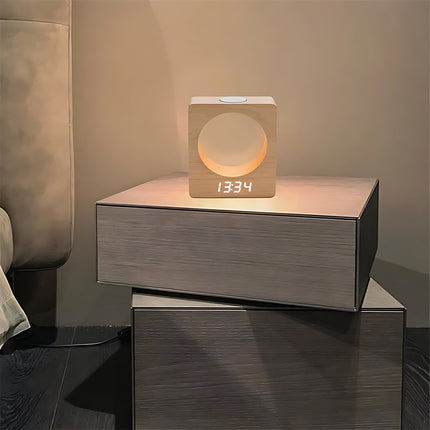 Design väckarklocka i trä med månlampa