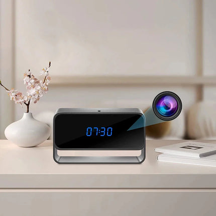 Väckarklocka med dold kamera mörkerseende