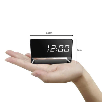 Spionkamera i klocka med Full HD