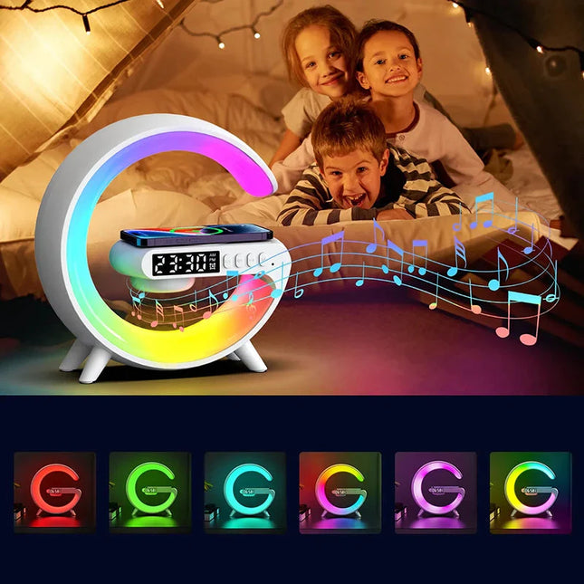 Väckarklocka med trådlös laddare och lampa