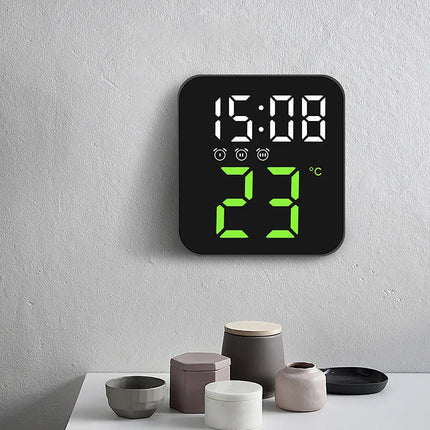 Smal digital reseväckarklocka med LED