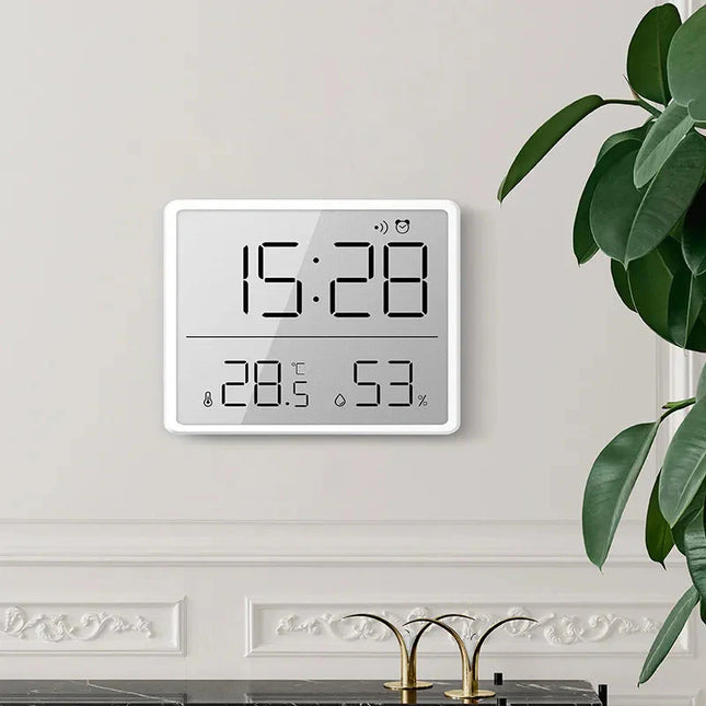 Tyst digital reseväckarklocka med termometer