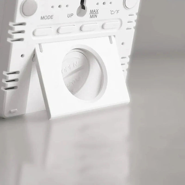 Tyst digital reseväckarklocka med termometer