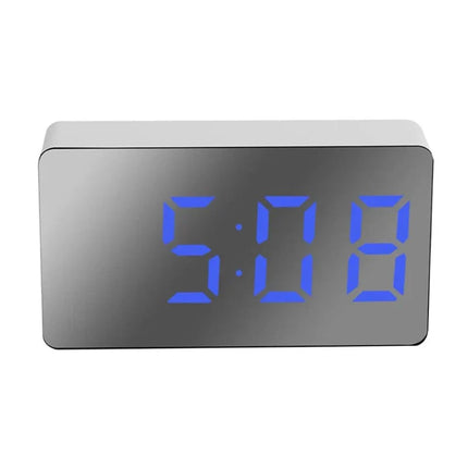 Digital väckarklocka med modern spegeldisplay