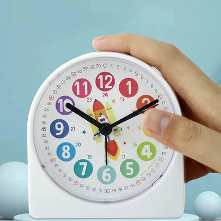 Pedagogisk väckarklocka med rymdraket pojkar