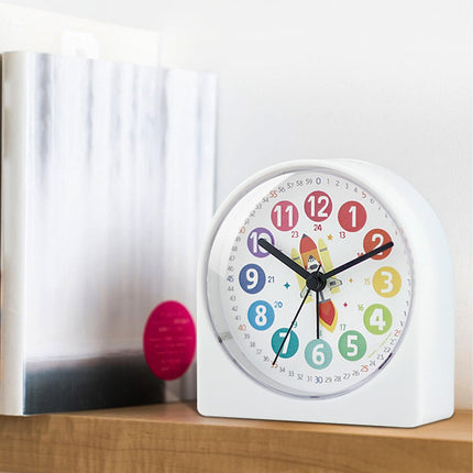 Pedagogisk väckarklocka med rymdraket pojkar