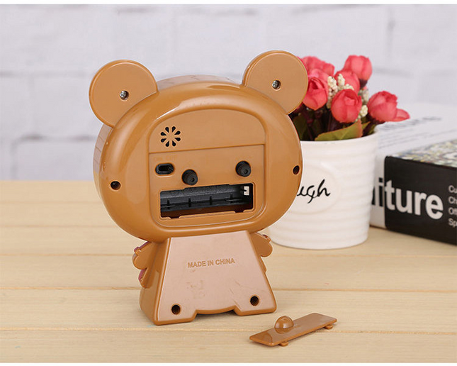 Söt analog barnväckarklocka i björndesign