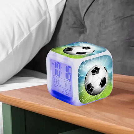 Digital väckarklocka med fotbollsmotiv