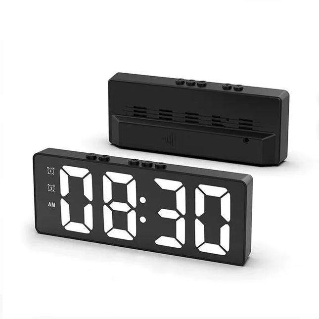 Batteridriven digital väckarklocka med larm