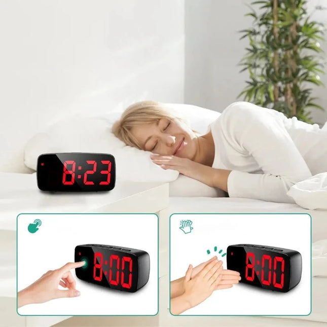Digital väckarklocka med röda siffror